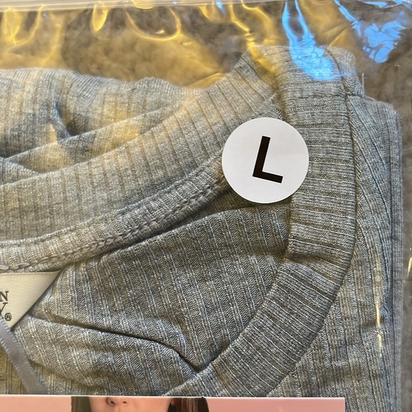 Destination Maternity Core Tee - Size Large - Picture 2 of 7